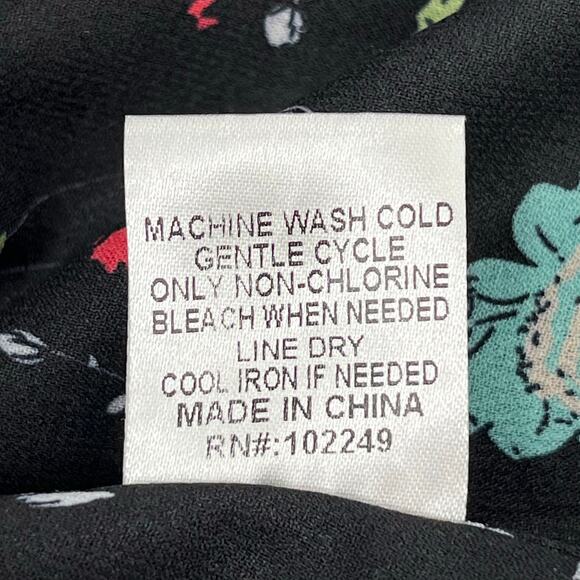 Skies Are Blue Textured Gray Blazer with Floral Interior - Picture 8 of 12